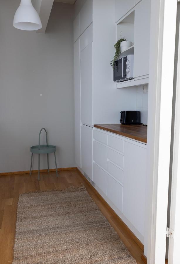 2Ndhomes Charming 1Br Apartment With Sauna In Loennrotinkatu Helsingfors Exteriör bild